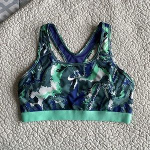 NWOT Nike Pro camouflage sports bra